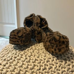 Women’s platform shoes